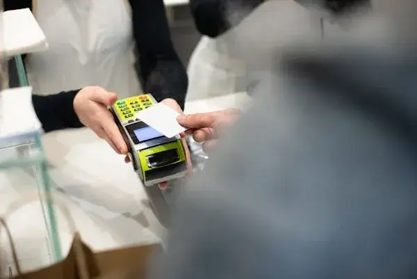 怎样才能办理到安全的POS机？，正规POS机办理